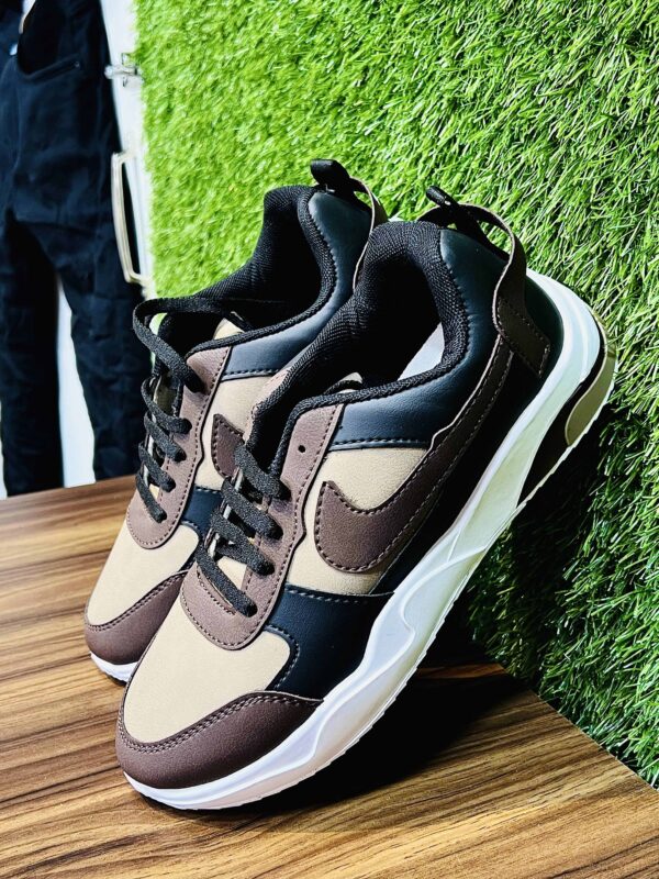 Brown Sneakers Wholesale