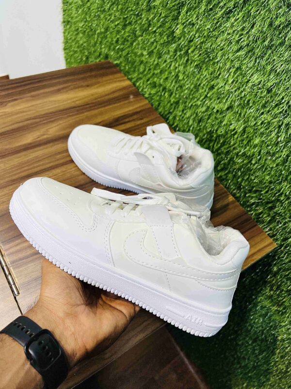 Color Changing Shoes Wholesale