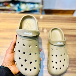 Men Crocs Wholesale